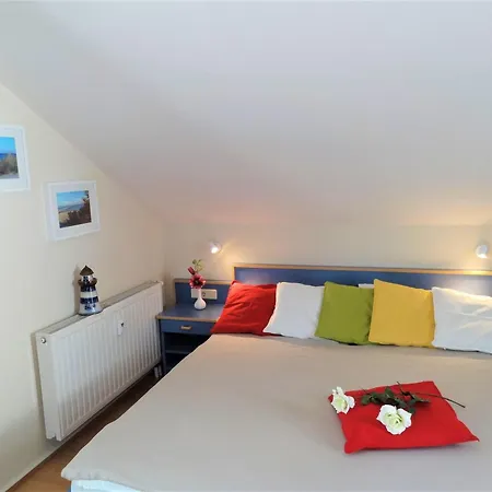 Yachthafenresidenz-wohnung-5306-817 Apartman *