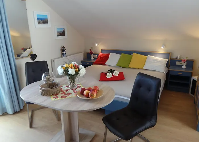 Yachthafenresidenz-wohnung-5306-817 Kuehlungsborn