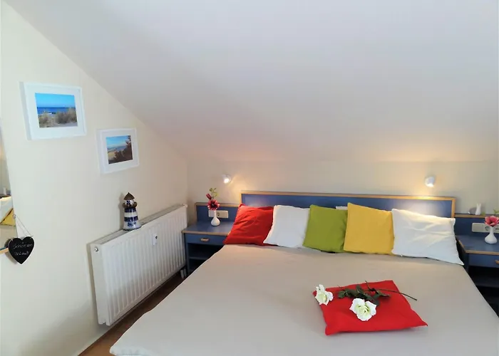 Yachthafenresidenz-wohnung-5306-817 Apartment *